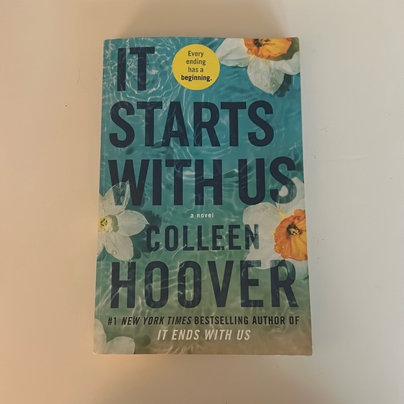 It Starts With Us by Colleen Hoover - Picture 1 of 3